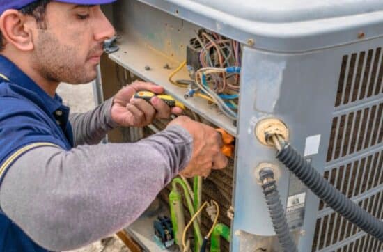 How To Tell If An AC Fuse Is Blown